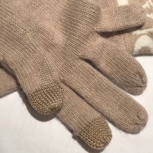 Coach Accessories - NEW Coach Logo Knit Tech Gloves Coach Accessories - NEW Coach Logo Knit Tech Gloves